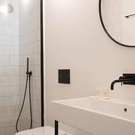 アパート Intendente Modern Bright Duplex Apt With Ac リスボン