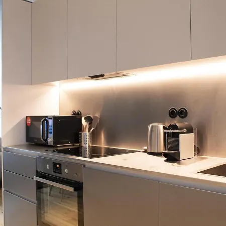 Intendente Modern Bright Duplex Apt With Ac